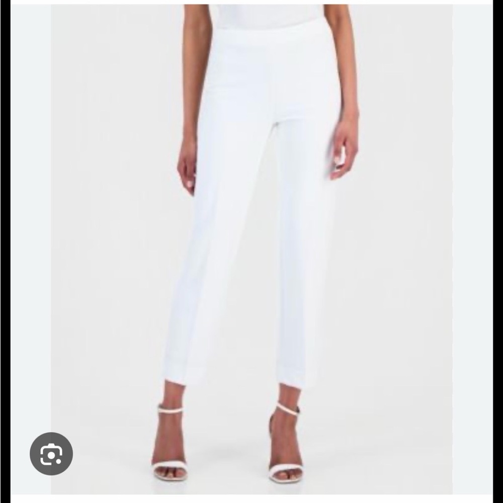 Women's White Pull-On Ankle Pants